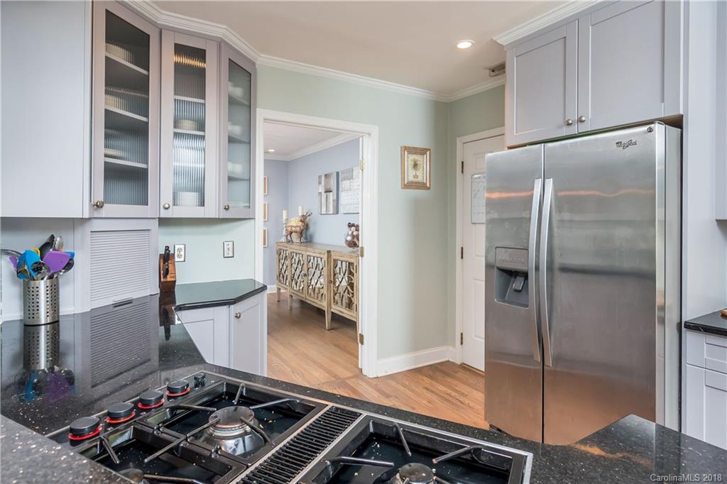 1219 South Wendover Road Charlotte, NC 28211 - Photo 15 of 36