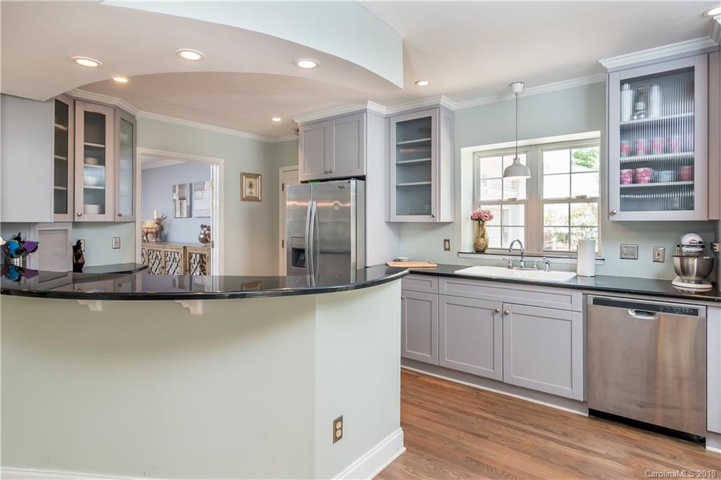 1219 South Wendover Road Charlotte, NC 28211 - Photo 16 of 36