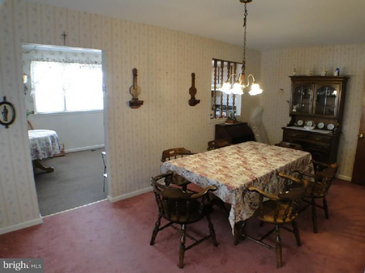 7002 Cardin Road Philadelphia, PA 19128 - Photo 7 of 25 Dining Room