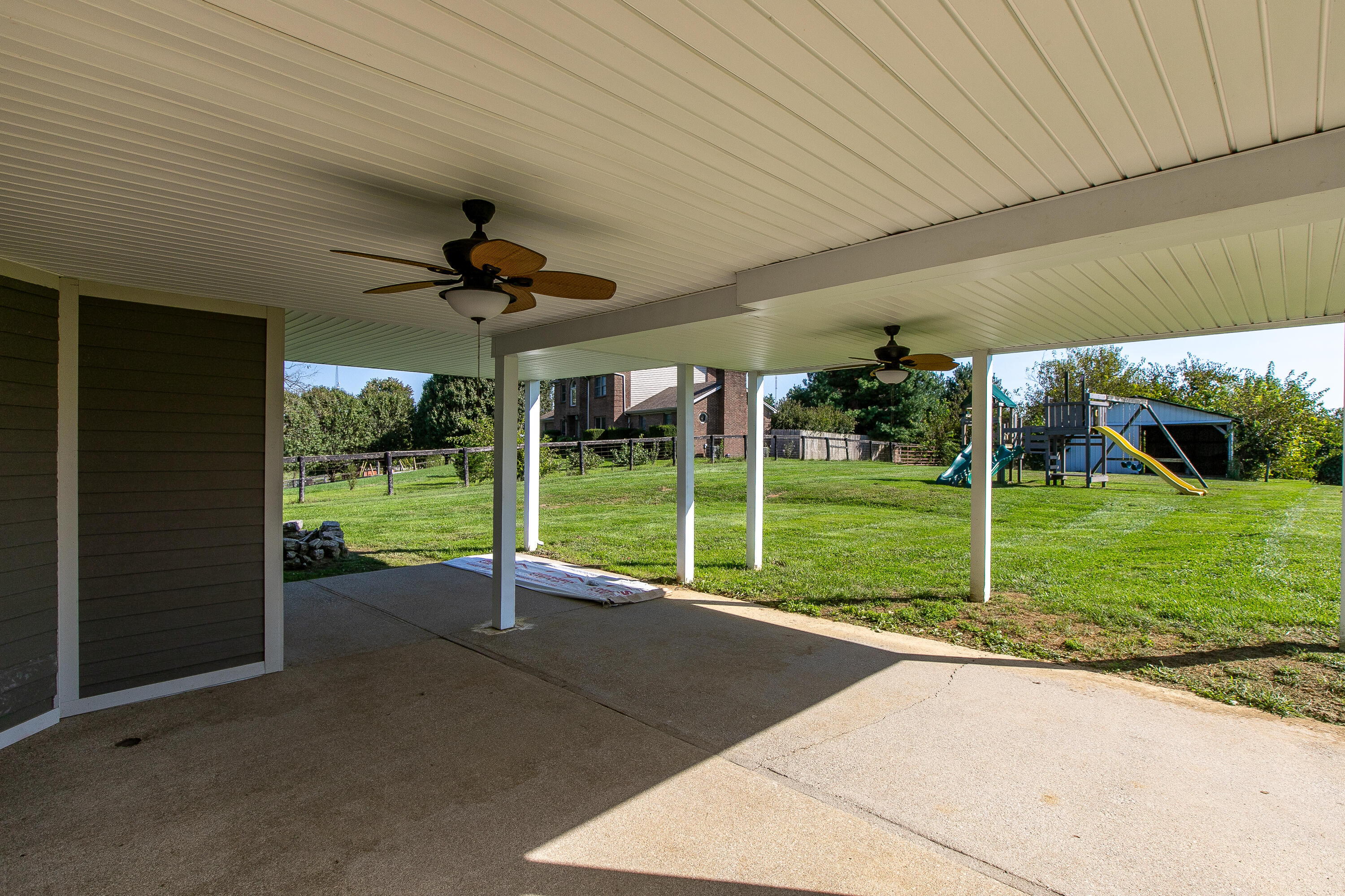 3561 Lexington Road Richmond, KY 40475 - Photo 20 of 48 3-7
