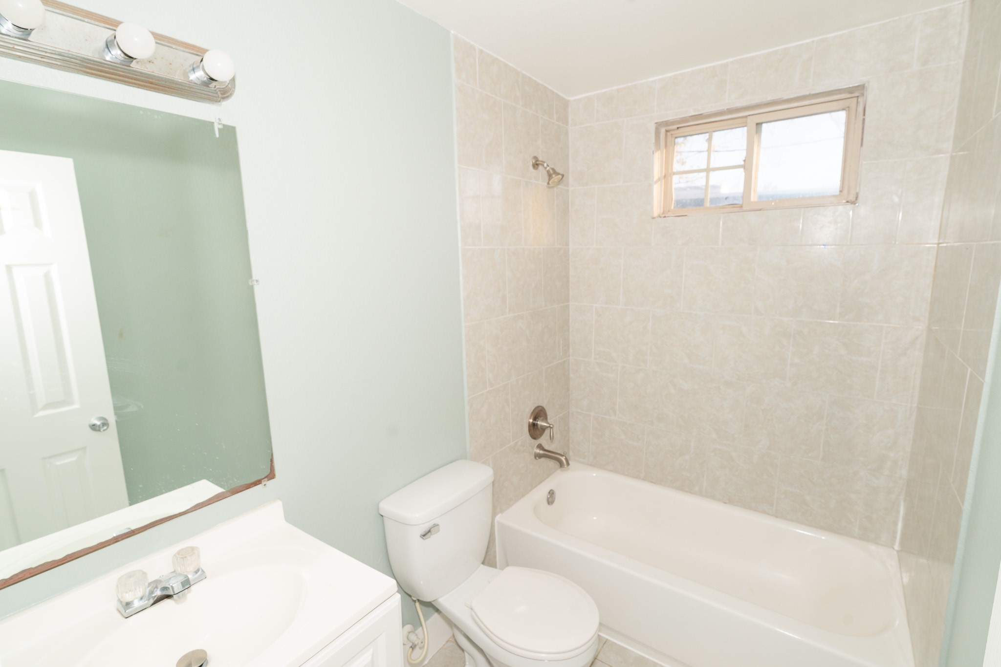 4826 Bristol Street Houston, TX 77009 - Photo 12 of 21