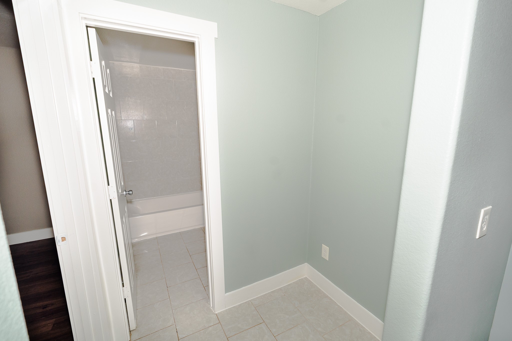 4826 Bristol Street Houston, TX 77009 - Photo 10 of 21