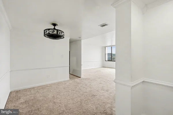 $2,200 | 4600 Duke Street, Unit 1423, Alexandria, VA 22304