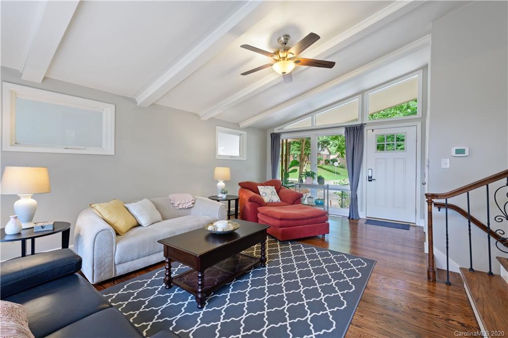 5600 Seacroft Road Charlotte, NC 28210 - Photo 3 of 18 a living room with furniture and a large window