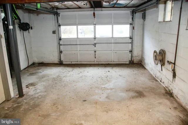 $315,000 | 127 South Oakhall Drive, Oakland, MD 21550