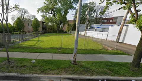 $27,900 | 814 West Marquette Road, Chicago, IL 60621