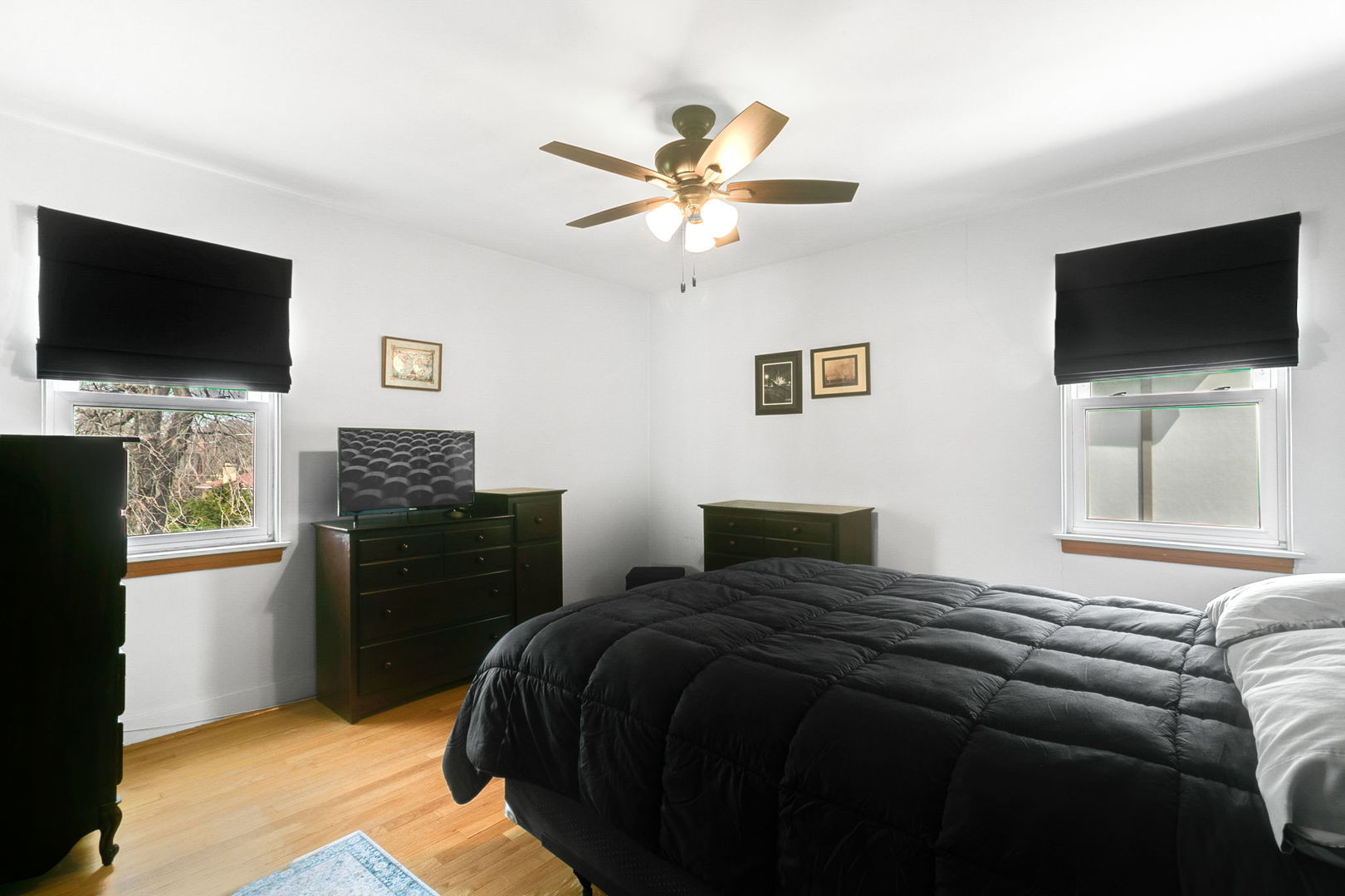 446 Longcommon Road Riverside, IL 60546 - Photo 12 of 25