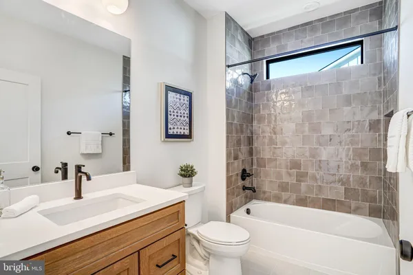 $4,795,000 | 3946 North Dumbarton Street, McLean, VA 22101