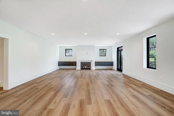 $4,795,000 | 3946 North Dumbarton Street, McLean, VA 22101