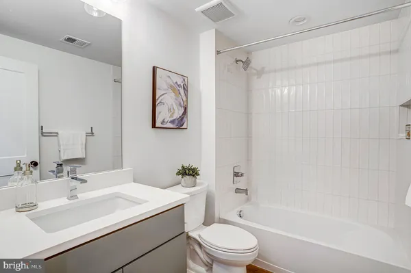 $4,795,000 | 3946 North Dumbarton Street, McLean, VA 22101