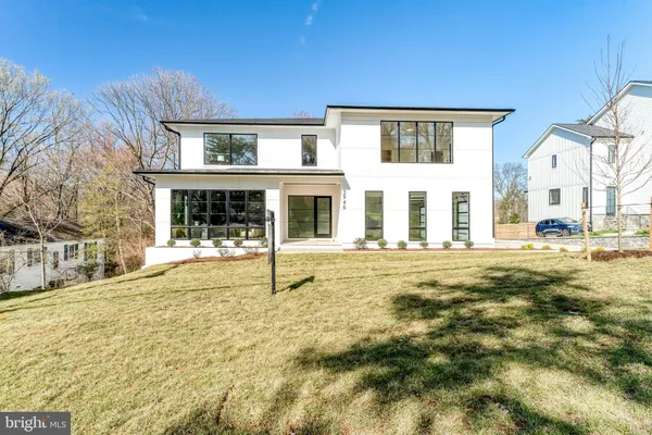$4,795,000 | 3946 North Dumbarton Street, McLean, VA 22101