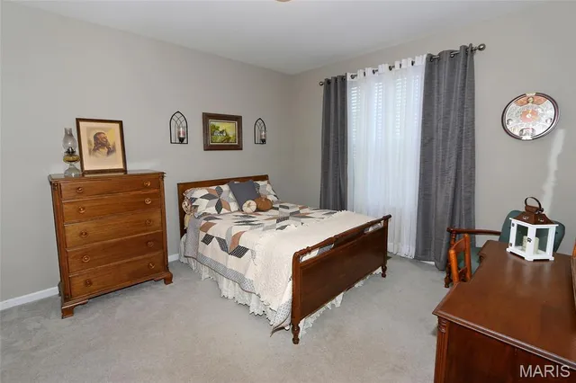 $550,000 | 494 Cambridge Manor Drive, Wentzville, MO 63385