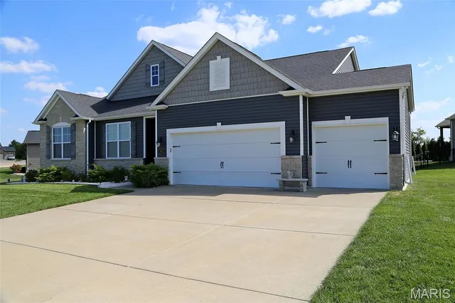 $550,000 | 494 Cambridge Manor Drive, Wentzville, MO 63385