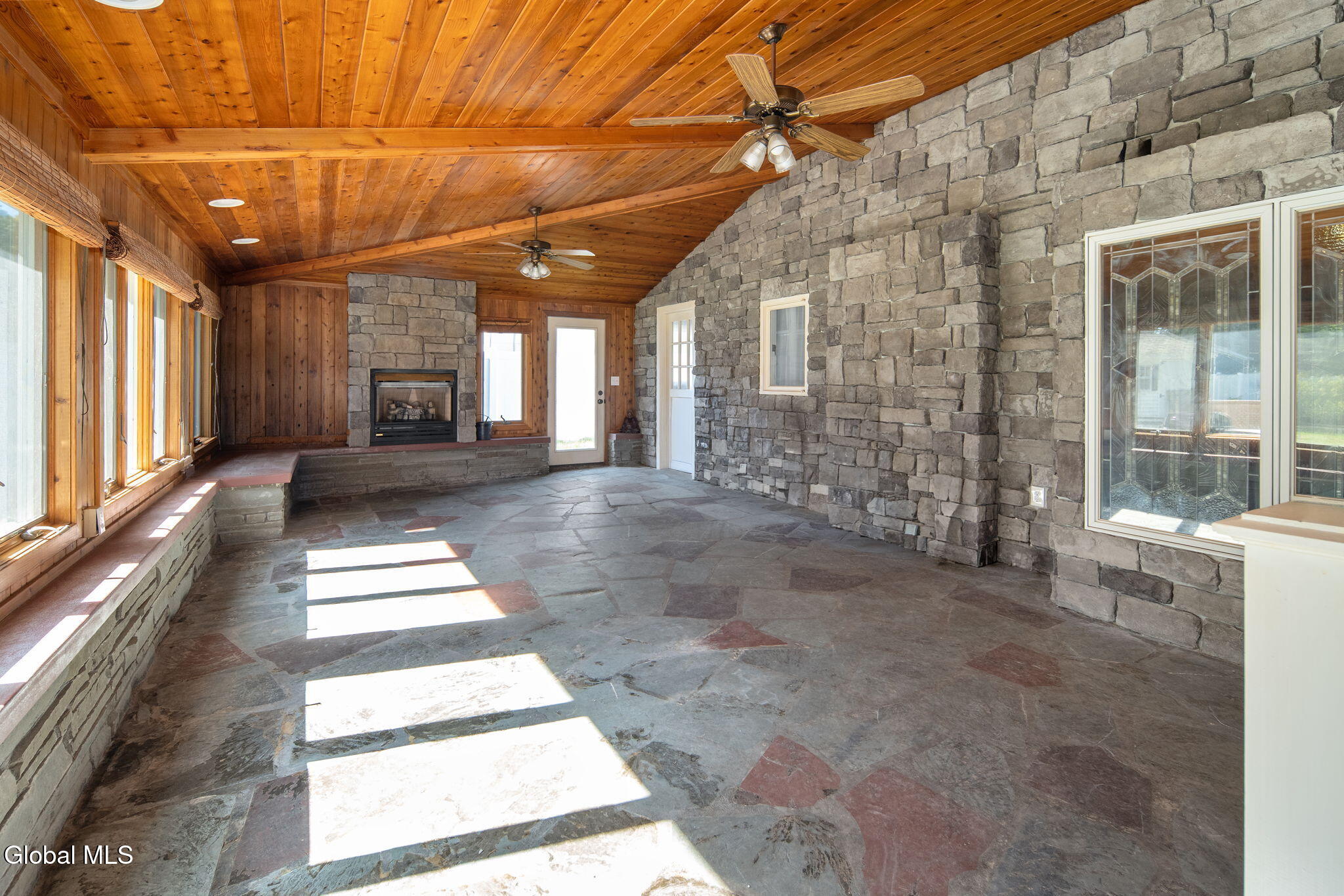 1029 Fairlane Road Rotterdam, NY 12306 - Photo 29 of 58 31-1029FairlaneRd_031