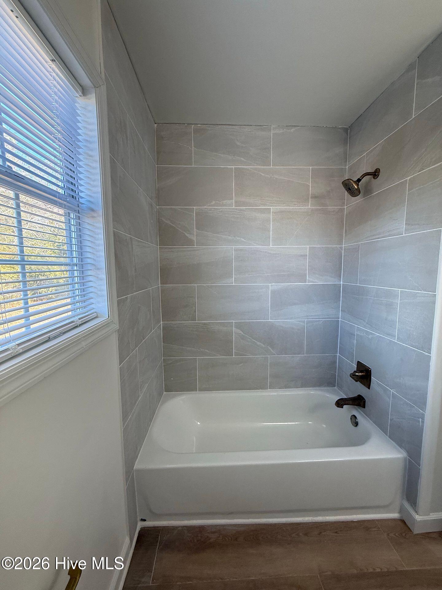 139 Parnell Road Hubert, NC 28539 - Photo 8 of 12 master bathroom..