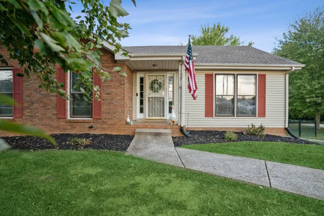 $373,000 | 153 Old Farmers Road, Clarksville, TN 37043