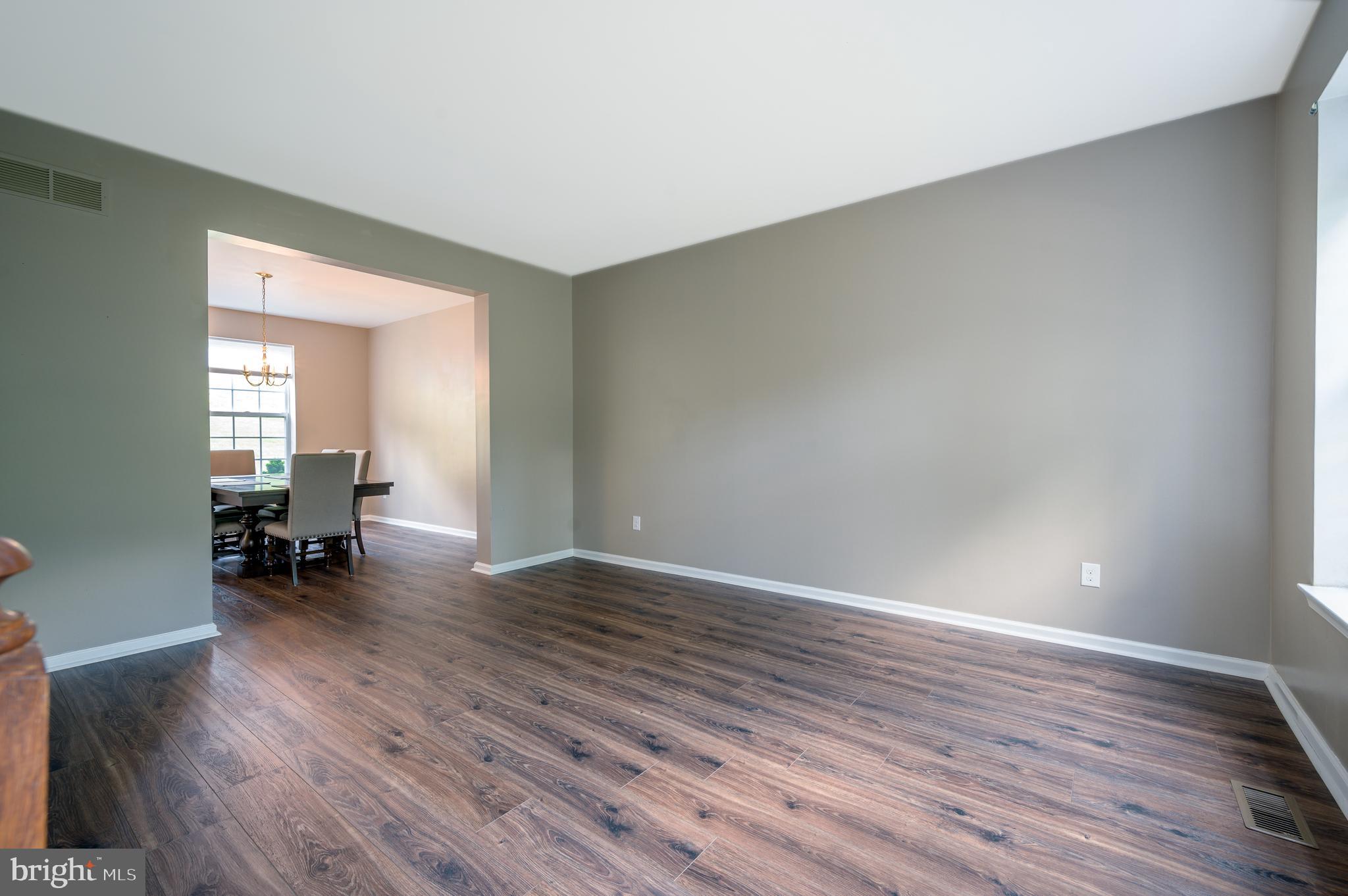 930 Kepler Road Pottstown, PA 19464 - Photo 5 of 34