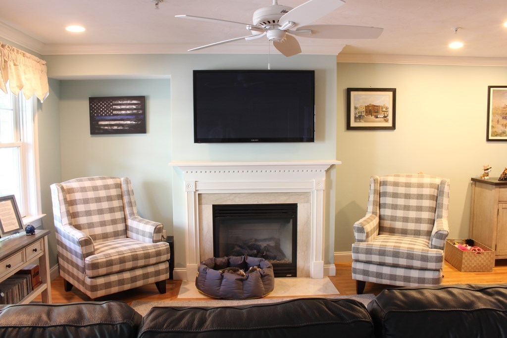 22 Maple Street, Unit A Canton, MA 02021 - Photo 4 of 25