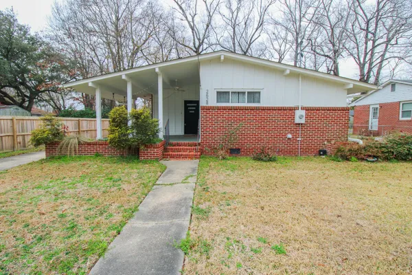$1,730 | 2628 Lilac Avenue, Charleston, SC 29405