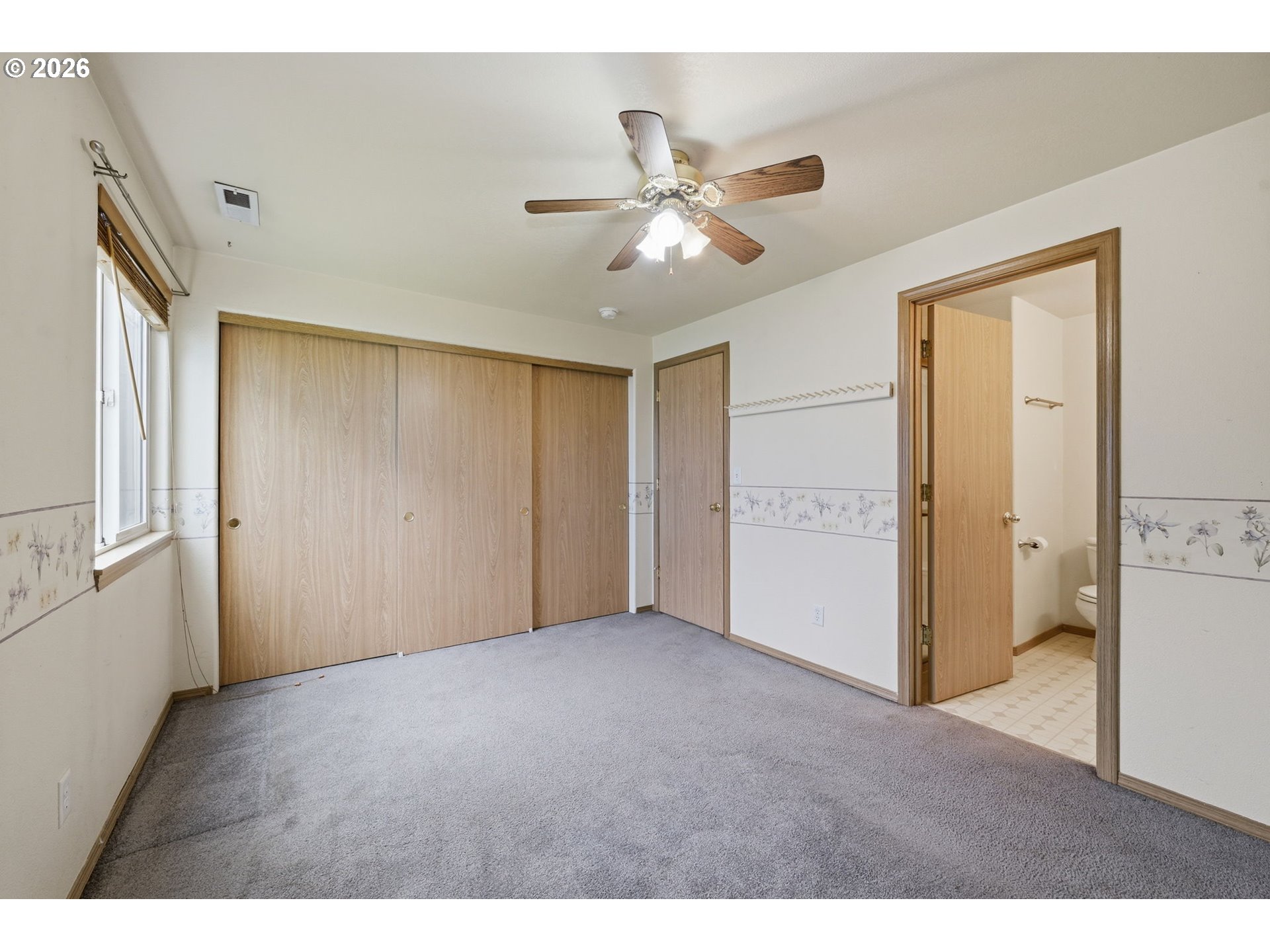 1077 South 10th Street Lebanon, OR 97355 - Photo 17 of 33
