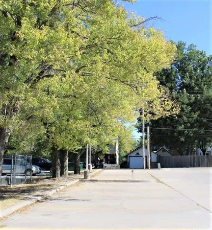 $50,000 | 1310 Main Street, Winfield, KS 67156