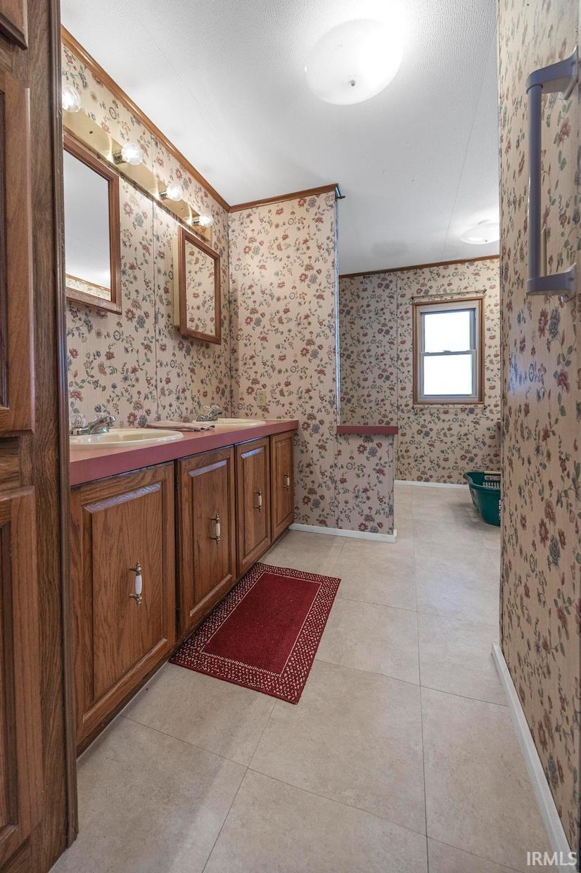 685 West Seitz Street Jasper, IN 47546 - Photo 15 of 24