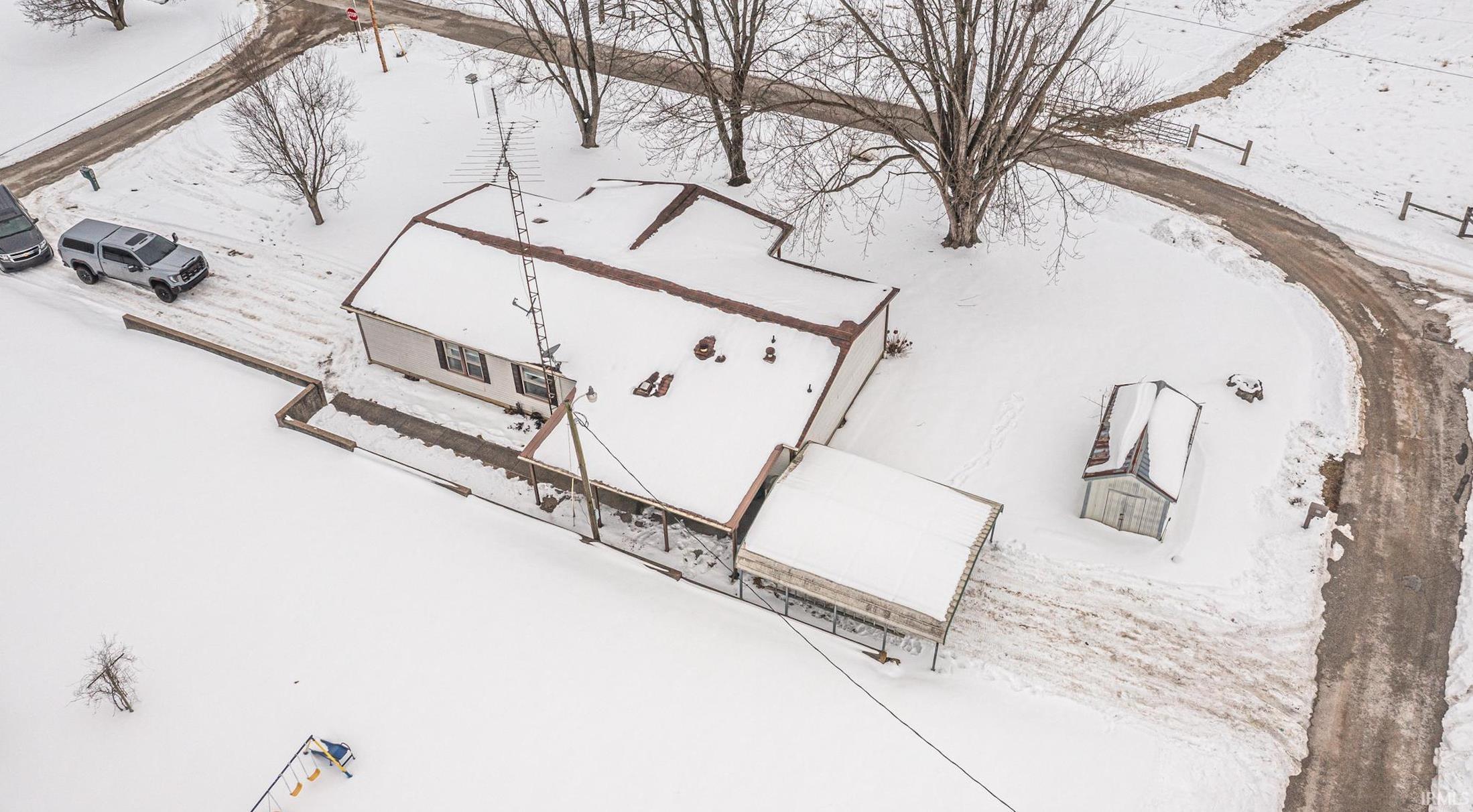 685 West Seitz Street Jasper, IN 47546 - Photo 2 of 24