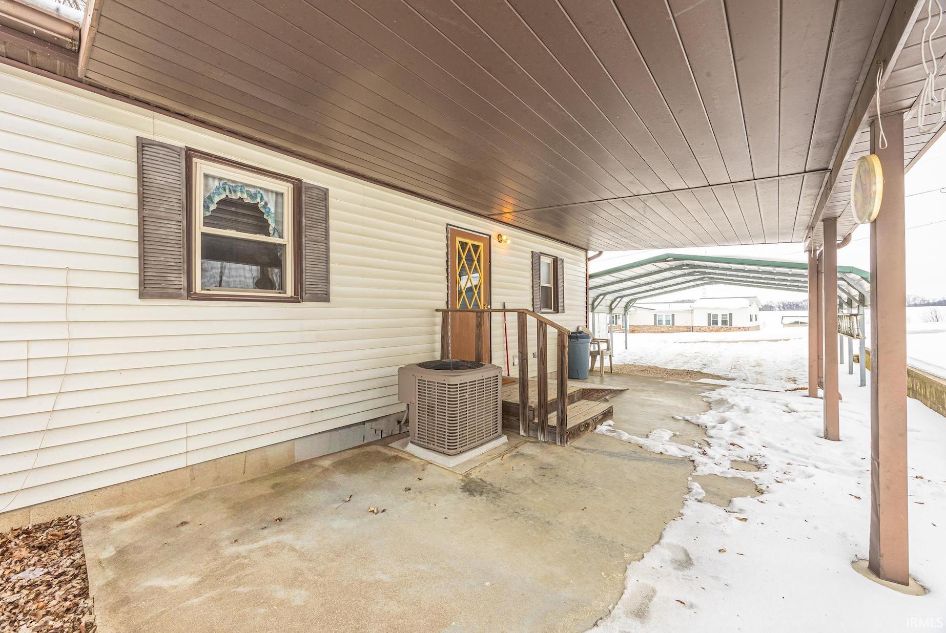 685 West Seitz Street Jasper, IN 47546 - Photo 5 of 24