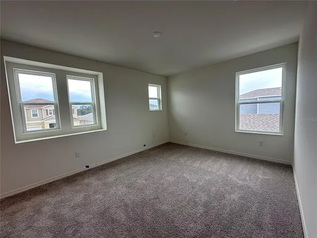 $2,700 | 37411 Roanoke River Way, Zephyrhills, FL 33540