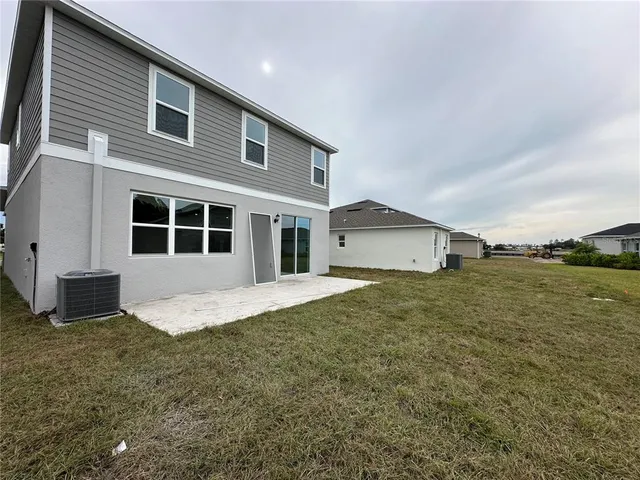 $2,700 | 37411 Roanoke River Way, Zephyrhills, FL 33540