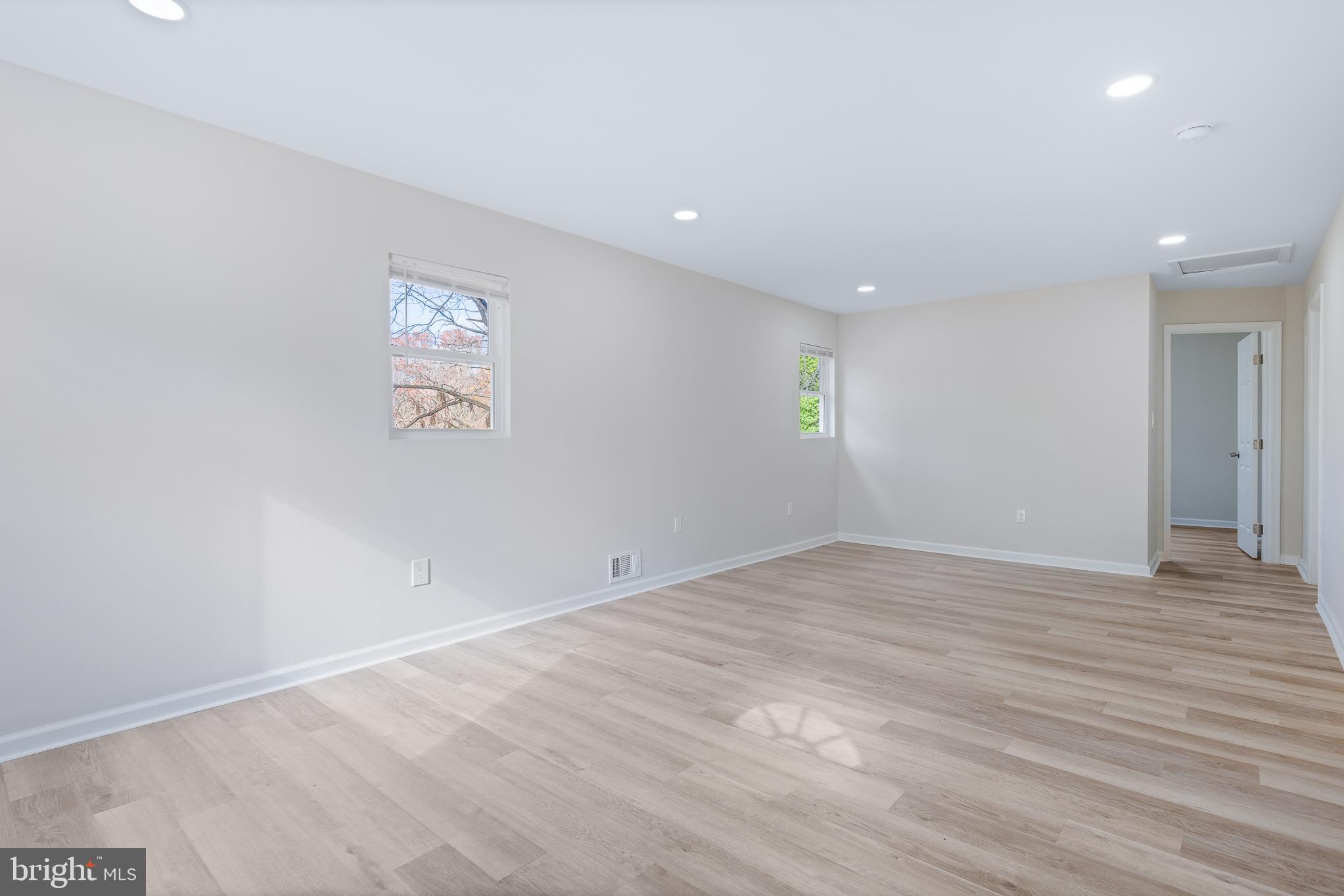 6112 Perry Street Landover, MD 20785 - Photo 5 of 56