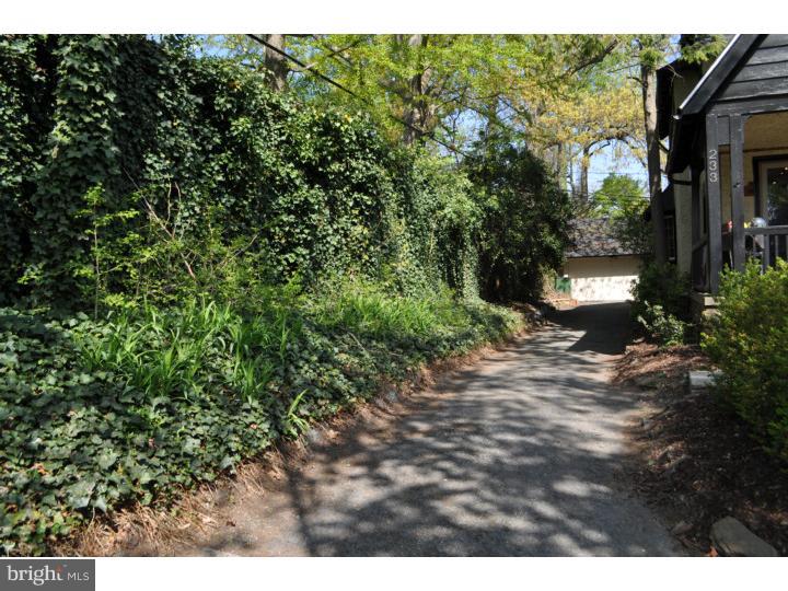 233 Upland Road Merion Station, PA 19066 - Photo 22 of 24 Driveway