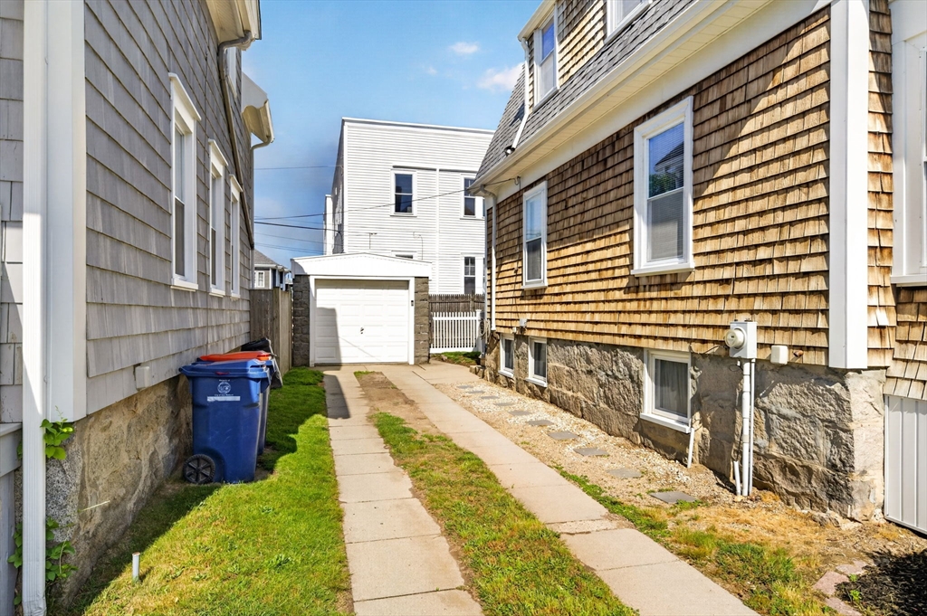 141 Rounds Street New Bedford, MA 02740 - Photo 5 of 33