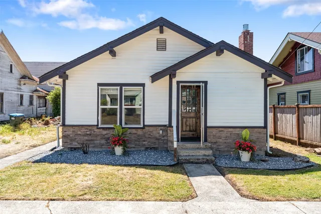 a view of a house with sitting area