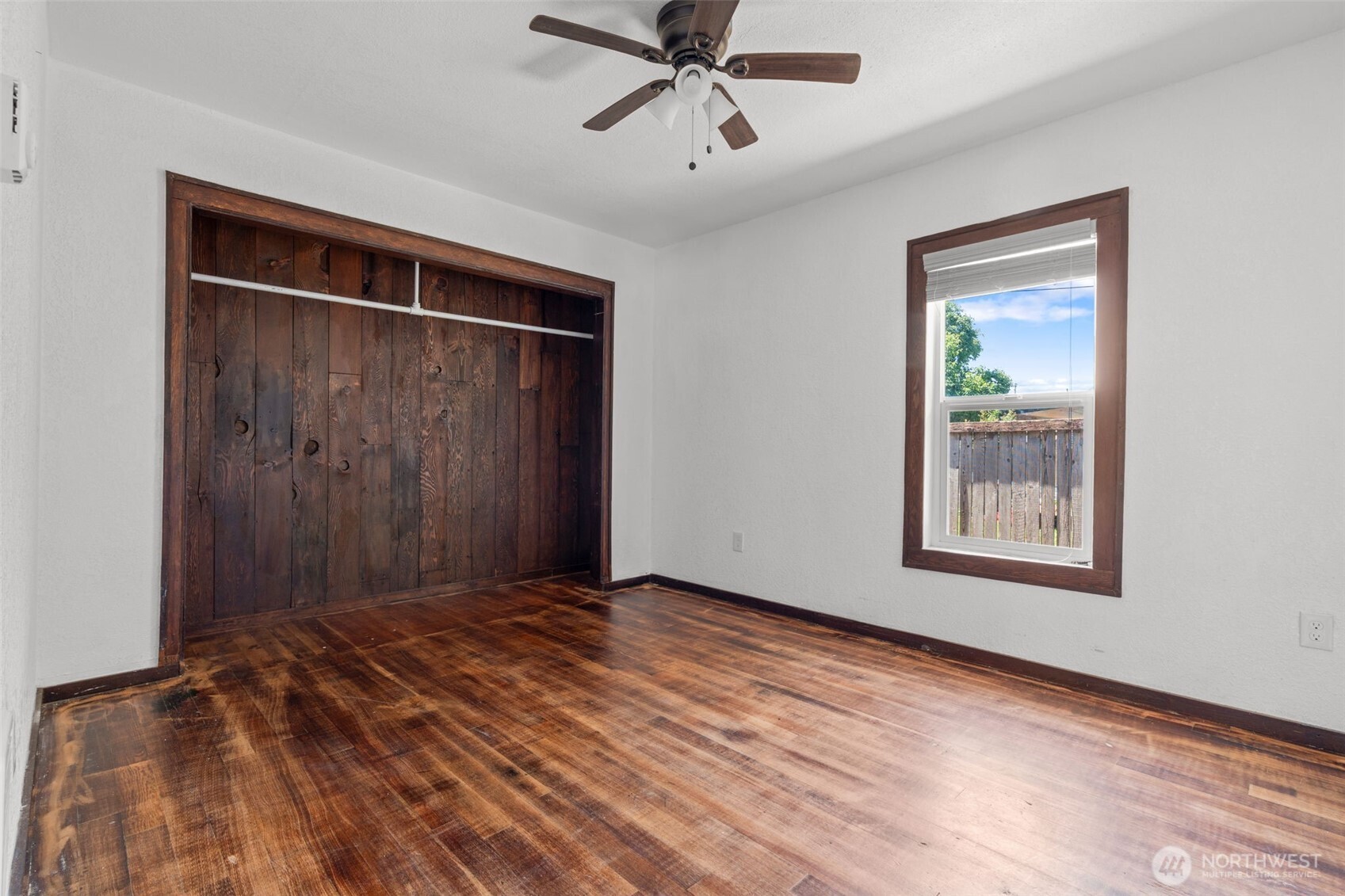 226 Southwest Lewis Street Chehalis, WA 98532 - Photo 18 of 27 a view of an empty room with a fan