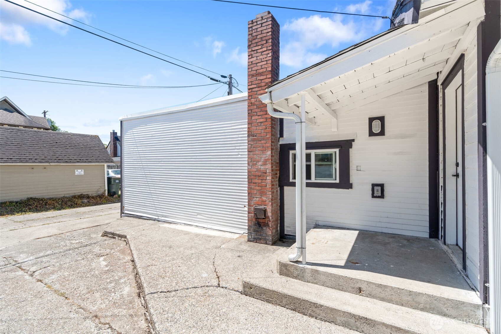 226 Southwest Lewis Street Chehalis, WA 98532 - Photo 26 of 27 a front view of a house with a garage