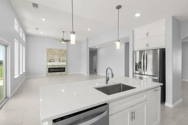 $579,900 | 1136 County Road 484, Elgin, TX 78621