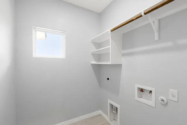 $579,900 | 1136 County Road 484, Elgin, TX 78621