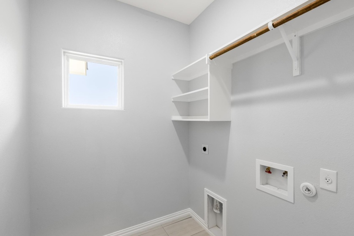 1136 County Road 484 Elgin, TX 78621 - Photo 16 of 37