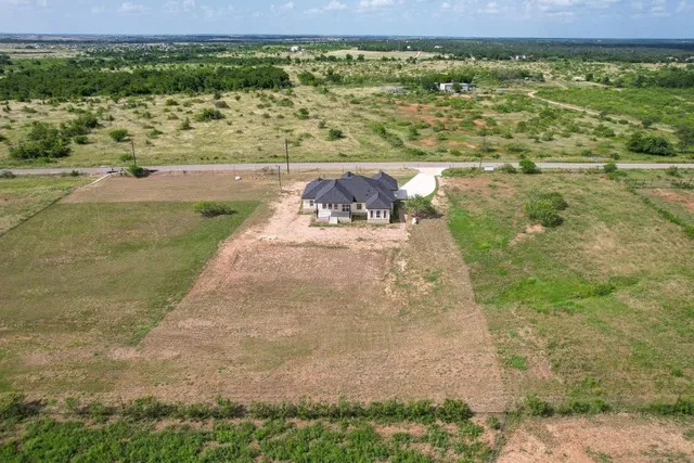 $579,900 | 1136 County Road 484, Elgin, TX 78621