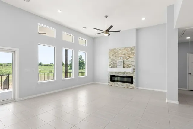 $579,900 | 1136 County Road 484, Elgin, TX 78621