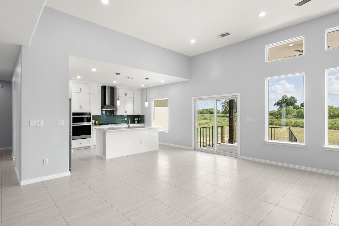 1136 County Road 484 Elgin, TX 78621 - Photo 9 of 37