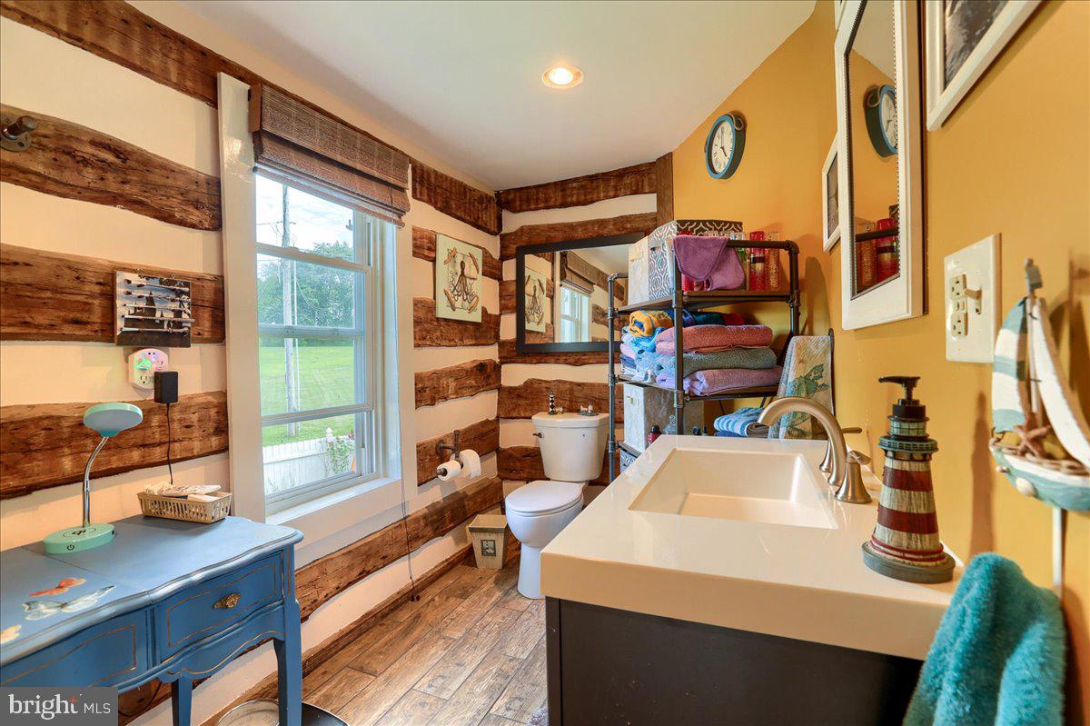 1995 Manor Road York, PA 17406 - Photo 29 of 59 Full Bath