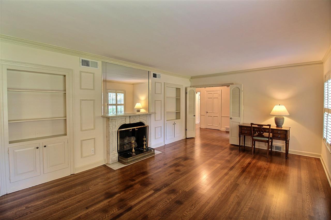 5219 South Angela Road Memphis, TN 38117 - Photo 9 of 25