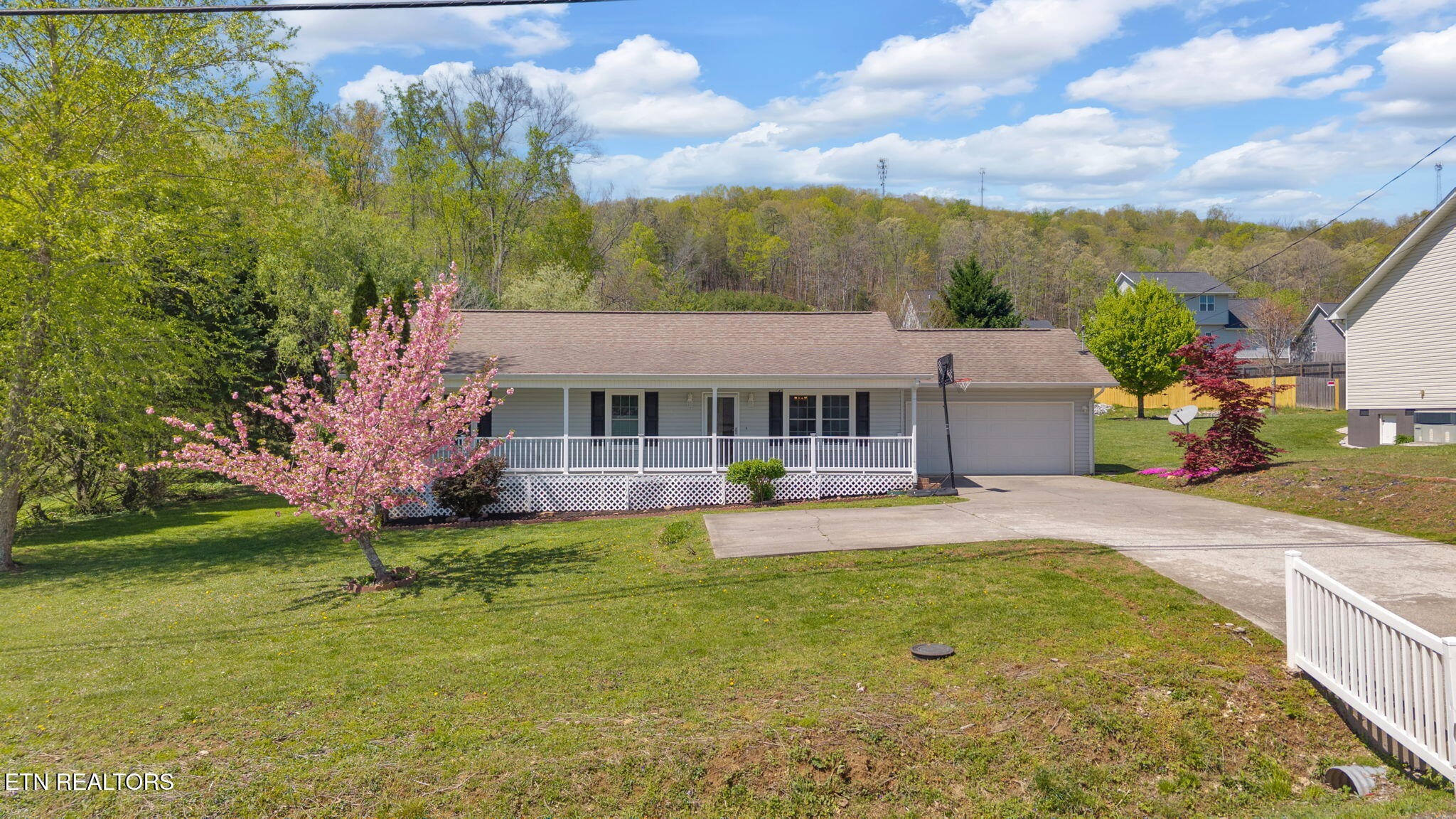 718 Ridgeview Drive Clinton, TN 37716 - Photo 1 of 36 Gallery Image 1