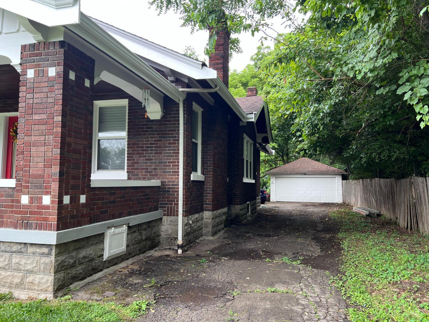 5415 Lester Road Cincinnati, OH 45213 - Photo 32 of 33