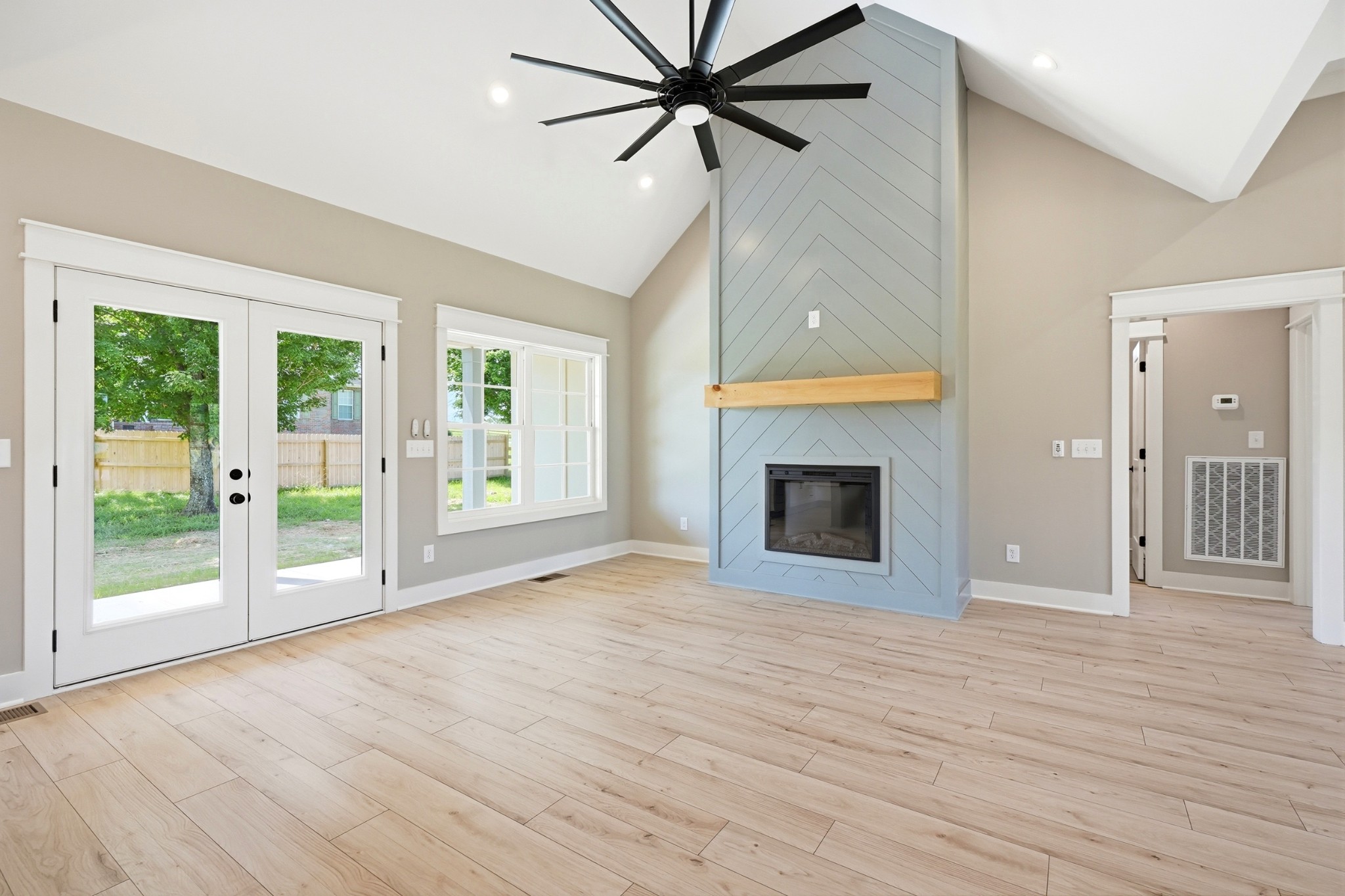 2143 Sims Road Shelbyville, TN 37160 - Photo 9 of 49