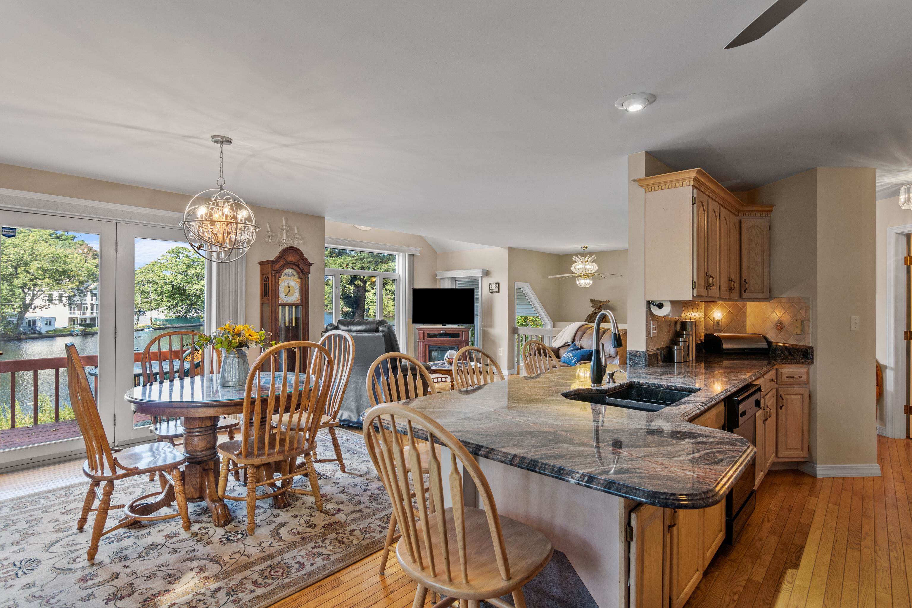 33 Riverview Park Road Manchester, NH 03102 - Photo 30 of 39