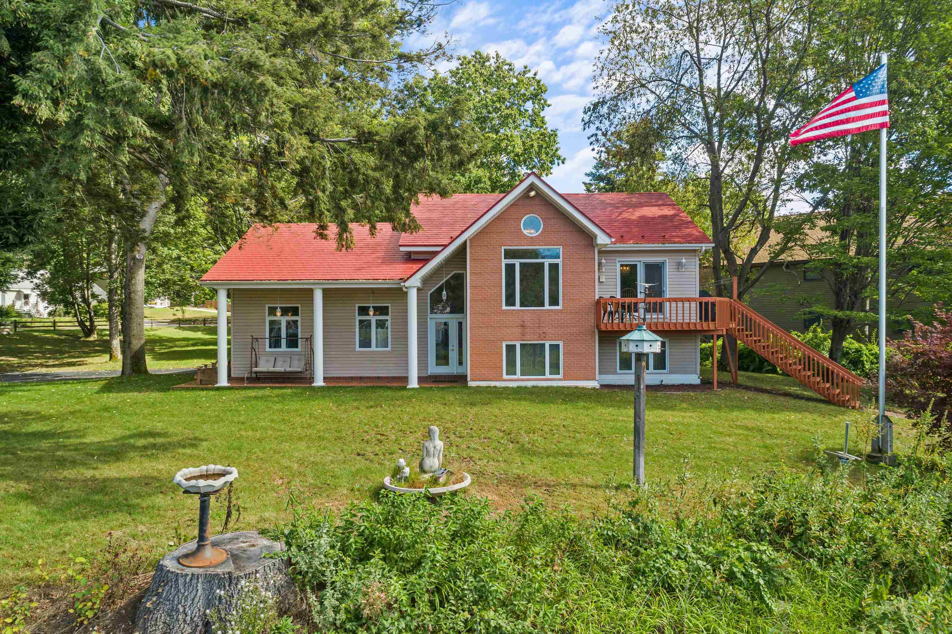 33 Riverview Park Road Manchester, NH 03102 - Photo 7 of 39