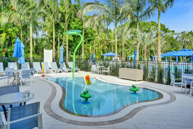 $14,000 | 251 Isle Way, Palm Beach Gardens, FL 33418